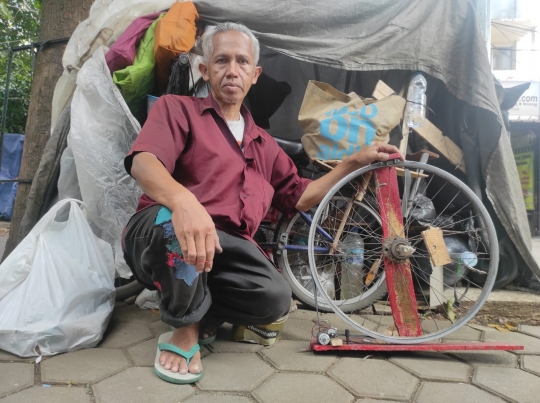 Potret Bayu Aji Manusia Generator Listrik Asal Bandung