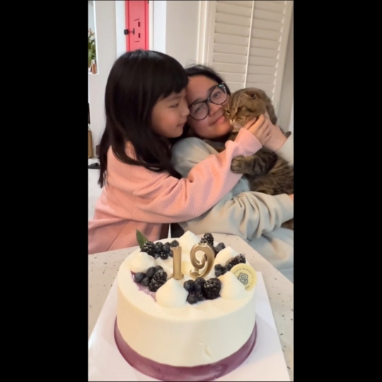 Potret Bahagia Cinta Kuya saat Ultah ke-19, Dirayakan Bersama Keluarga di Amerika