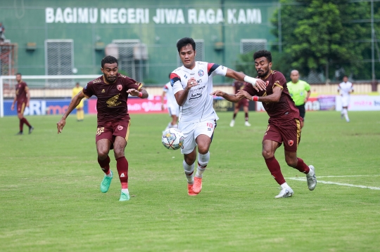 Hasil BRI Liga 1: Tumbang di Tangan PSM, Arema FC Telan Kekalahan Kelima Beruntun