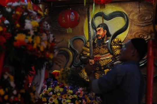 Semarak Persiapan Cap Go Meh di Klenteng Hok Lay Kiong