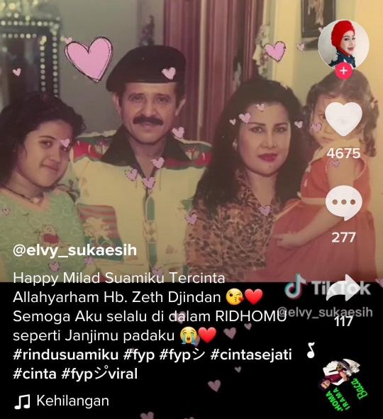 Elvy Sukaesih Sedih Kenang Suami, ini Potret Kemesraan Mereka Berdua