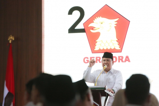 Gaya Prabowo Subianto Berapi-api di HUT ke-15 Partai Gerindra