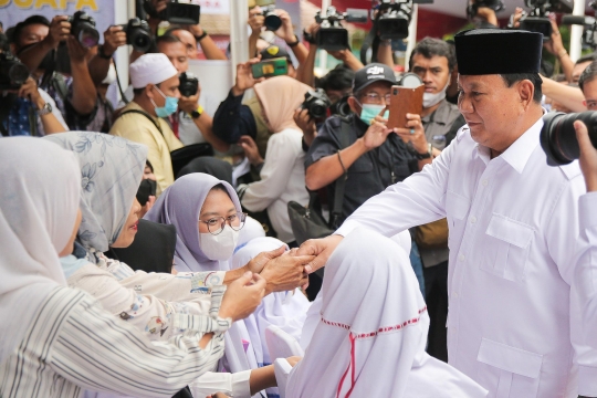 Gaya Prabowo Subianto Berapi-api di HUT ke-15 Partai Gerindra