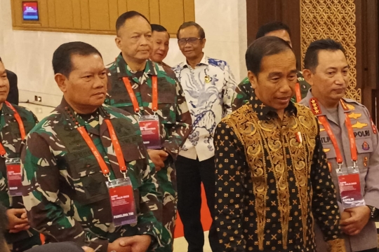 Barisan Jenderal di Belakang Jokowi