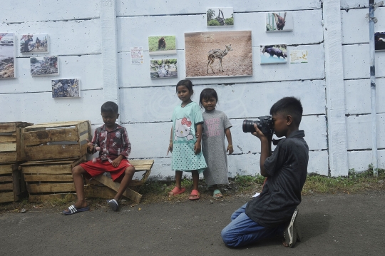 Kreativitas Anak-Anak Terminal Depok Gelar Pameran Foto