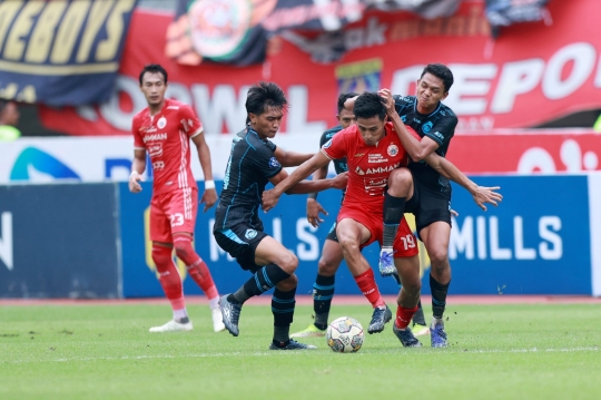 Sukses Bungkam Arema FC, Persija Meluncur ke Puncak Klasemen Menggusur PSM