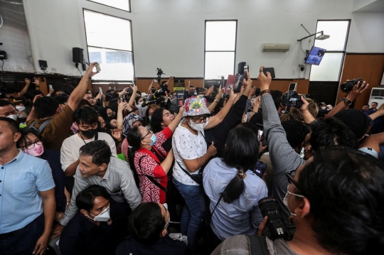 Suasana Sidang Vonis Richard Eliezer, Ramai Pendukung Bersorak