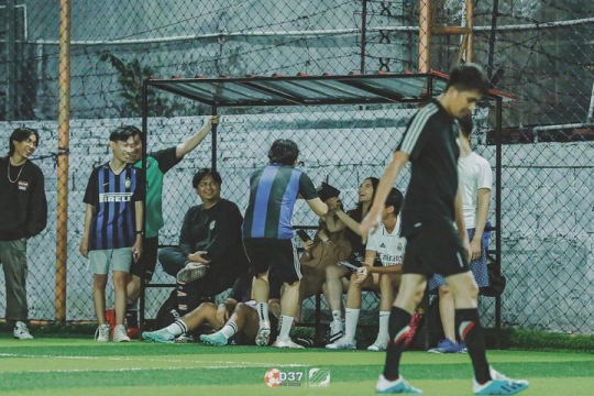 6 Momen Rizky Febian Main Futsal Ditonton Mahalini, Selebrasi Cetak Gol Bikin Ngakak