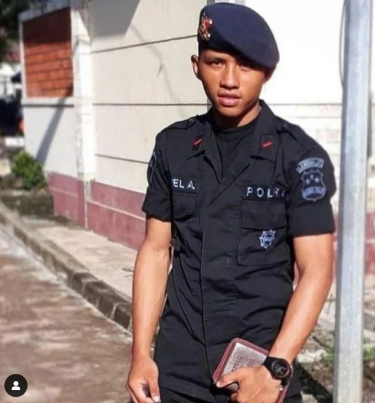 Divonis 1 Tahun 6 Bulan, Pose Richard Eliezer saat jadi Anggota Brimob Bawa Senjata