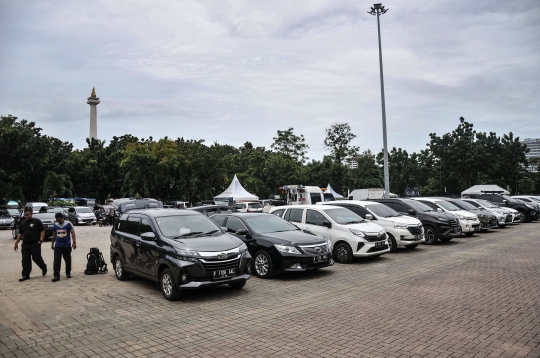 Mobil Tak Lolos Uji Emisi Kini Bayar Parkir Lebih Mahal