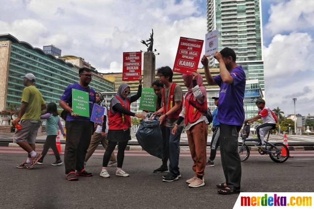 Foto : Hari Peduli Sampah Nasional, Relawan Gelar Operasi Semut Saat ...