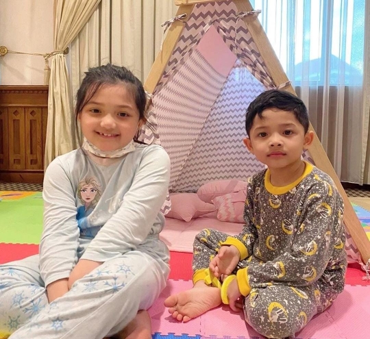 Sibling Goals, Potret Terbaru Arsy dan Arsya Hermansyah yang Makin Cantik & Ganteng