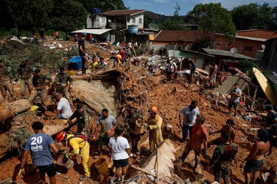 Dahsyatnya Terjangan Tanah Longsor di Brasil, 48 Orang Tewas