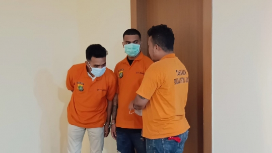 Muka Lesu Kepala Tertunduk, Ini Tampang Debt Collector Bikin Mendidih Kapolda Metro