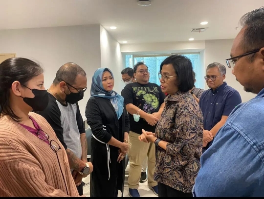 Foto Sri Mulyani Jenguk David Korban Penganiayaan Anak Pejabat Pajak