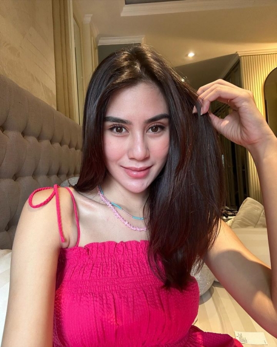 Penampilan Baru Syahnaz Adik Raffi Jadi Sorotan, Bagian Wajah Ada yang Berubah?