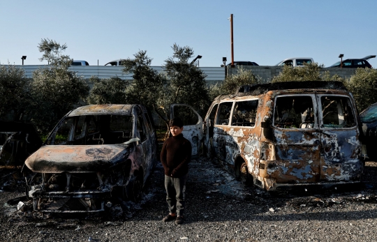 Pemukim Israel Balas Dendam Bakar Mobil hingga Rumah Warga Palestina di Tepi Barat