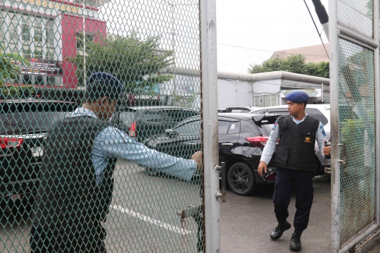 Suasana Lapas Salemba saat Pengamanan Pemindahan Richard Eliezer