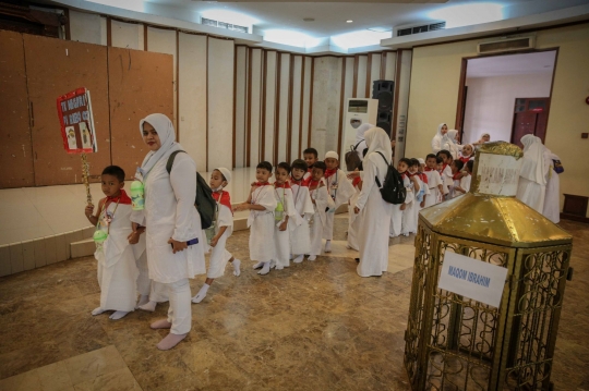 Meningkatkan Pendidikan Agama Anak Sejak Dini dengan Edukasi Manasik Haji