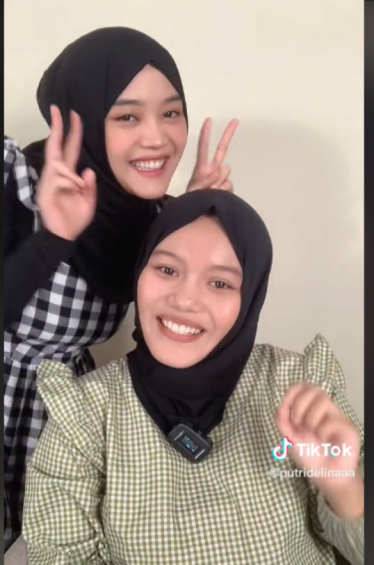 Bak Pinang Dibelah Dua, Intip Potret Sipa Jamilah 'Kembaran' Putri Delina