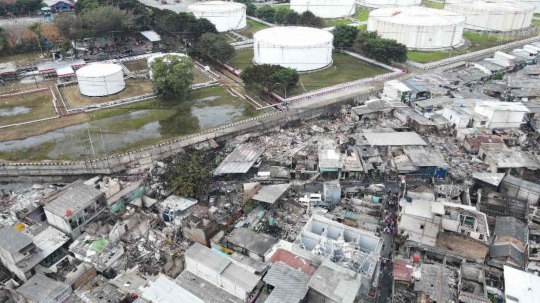 Penampakan Dampak Dahsyatnya Kebakaran Depo Pertamina&nbsp;Plumpang