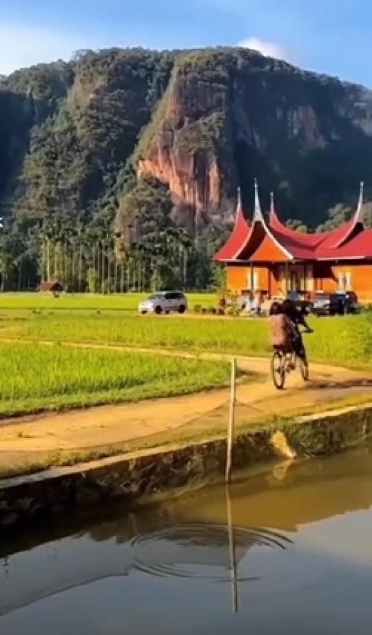 Potret Menakjubkan Pemandangan di Lembah Harau Sumatera, Indah Mirip Seperti Lukisan