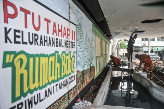 Menyulap Kolong Flyover Jadi Taman Bermain