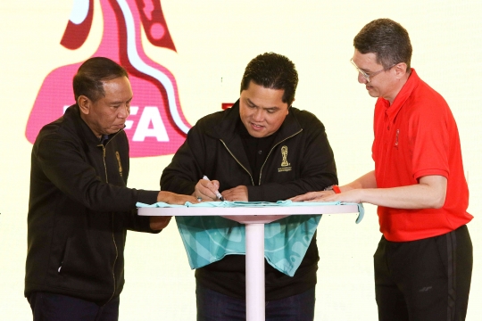 Erick Thohir Luncurkan Merchandise Resmi Piala Dunia U-20 2023