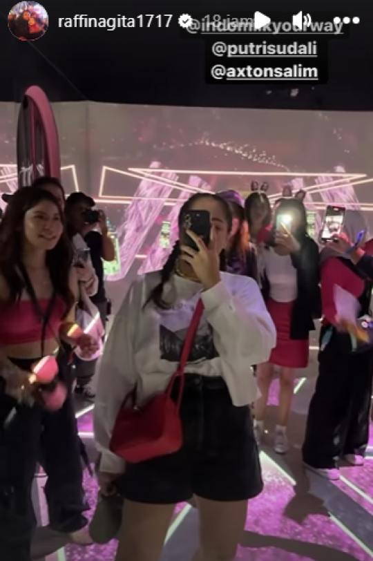 Deretan Artis Nonton Konser BLACKPINK Day 1, Gayanya Curi Perhatian