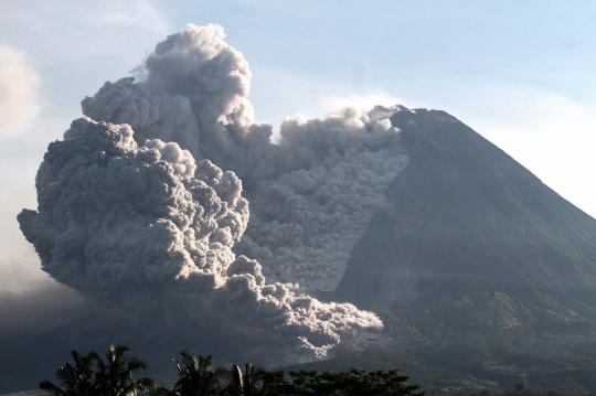 Dahsyatnya Erupsi Gunung Merapi Sehari Meletus 53 Kali