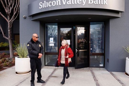 Geger Silicon Valley Bank Kolaps, Nasabah Ramai-Ramai Tarik Uang