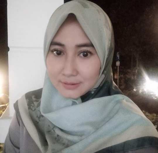 Ingat Lilis Suganda Pemain Angling Dharma? Ini Potret Terbarunya Cantik & Awet Muda