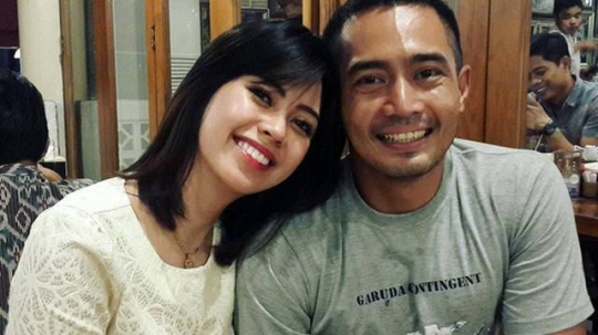 Digugat Cerai Lagi, Intip Potret Kebersamaan Yama Carlos Bareng Istri