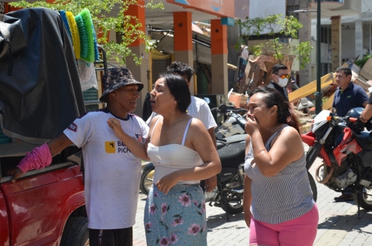 Gempa Bumi Guncang Ekuador dan Peru, Belasan Orang Tewas