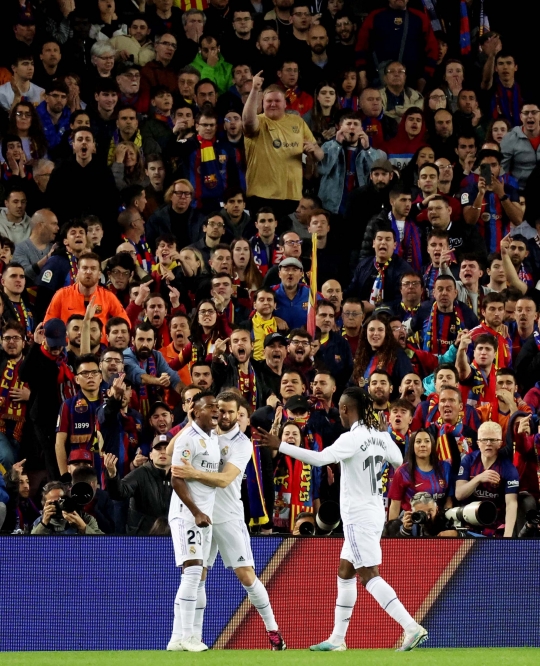 Dramatis, Barcelona Pecundangi Real Madrid Lewat Gol Telat Kessie di El Clasico