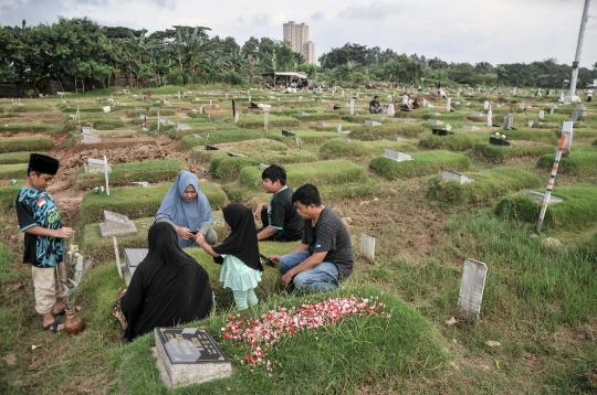 TPU Khusus Covid-19 di Rorotan Ramai Peziarah Jelang Ramadan