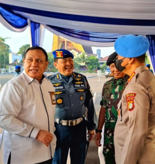 Keakraban Kombes Bhirawa dengan Perwira Tinggi, Ada Jenderal Berpengaruh di KPK