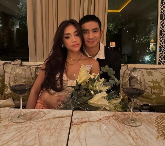 Potret Baila Fauri Pacar Devano Jadi Sorotan, Netizen 'Cantik Banget'