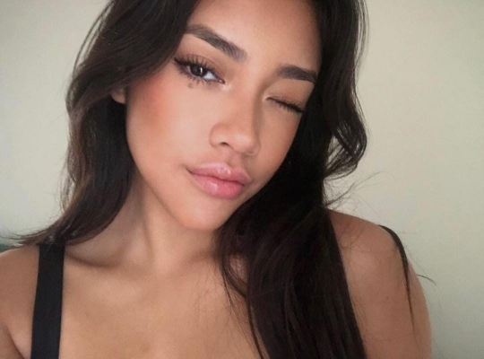 Potret Baila Fauri Pacar Devano Jadi Sorotan, Netizen 'Cantik Banget'