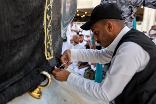 Suasana Masjidil Haram Menyambut Bulan Suci Ramadan