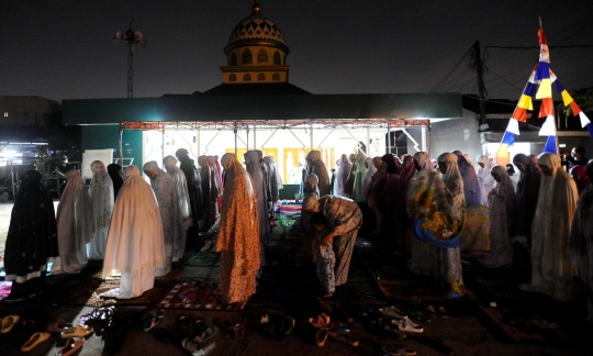 Tarawih di Malam Pertama Ramadan 1444 Hijriah