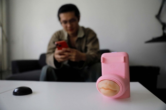 Uniknya Alat Ciuman Jarak Jauh untuk Pasangan LDR Bikinan Start-up China