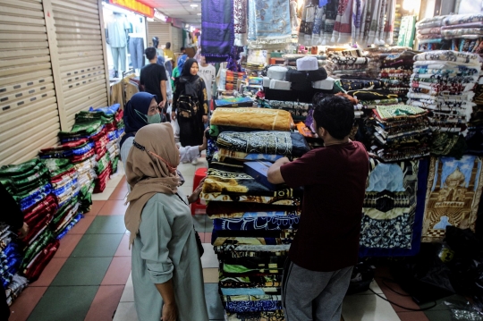 Ramadan, Permintaan Baju Muslim di Pasar Tanah Abang Naik 50 Persen