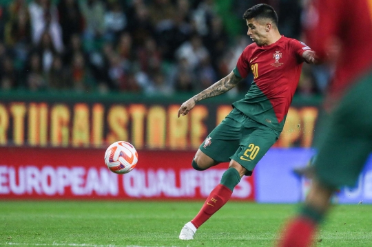 Aksi Ronaldo Bawa Portugal Pesta Gol dan Cetak Rekor Baru