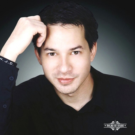 10 Artis Ganteng Indonesia yang Ternyata Memiliki Darah Jerman