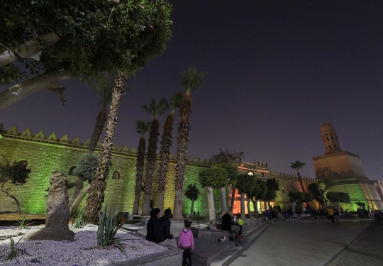 Keindahan Masjid al-Hakim bi-Amr Allah dari Abad ke-10 di Mesir