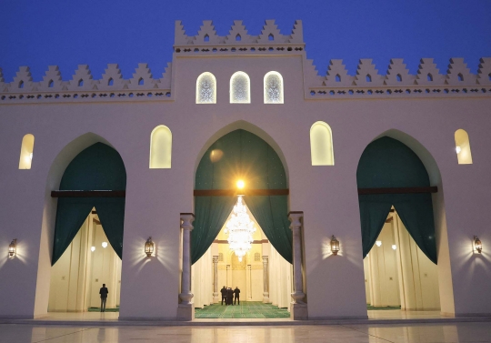 Keindahan Masjid al-Hakim bi-Amr Allah dari Abad ke-10 di Mesir