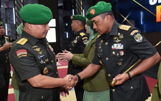 Dua Pangdam Seangkatan Berdarah Kopassus, Posisi Mayjen TNI Hasan Diisi Mayjen Helmy