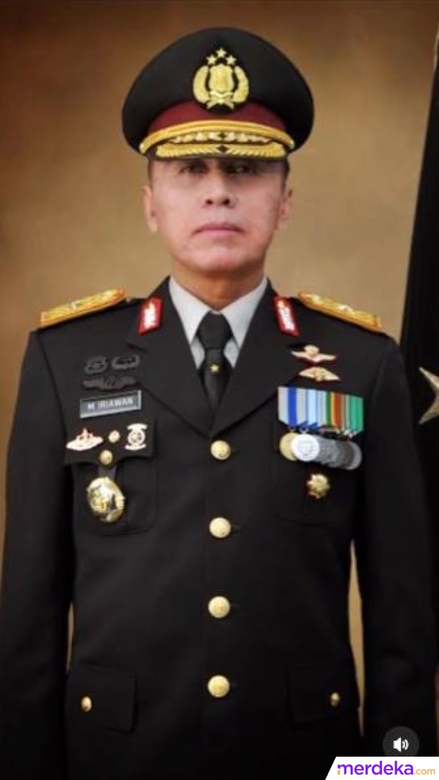 Komjen Polisi (Purn.) Mochamad Iriawan membagikan potret transformasinya dari sejak kecil hingga dewasa.