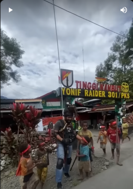 Ada Polisi Berambut Gimbal di Papua, Sosoknya Disayang Panglima Perang-Anak Kecil